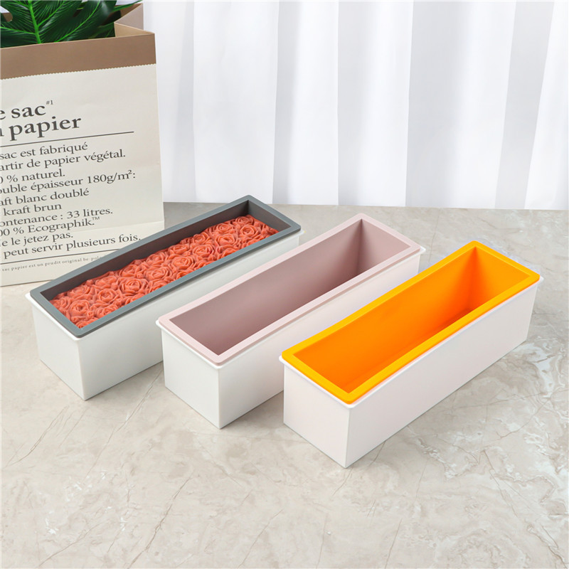 Scatola di plastica + supporto - Soap Making Kit For Beginners recensione e prezzo